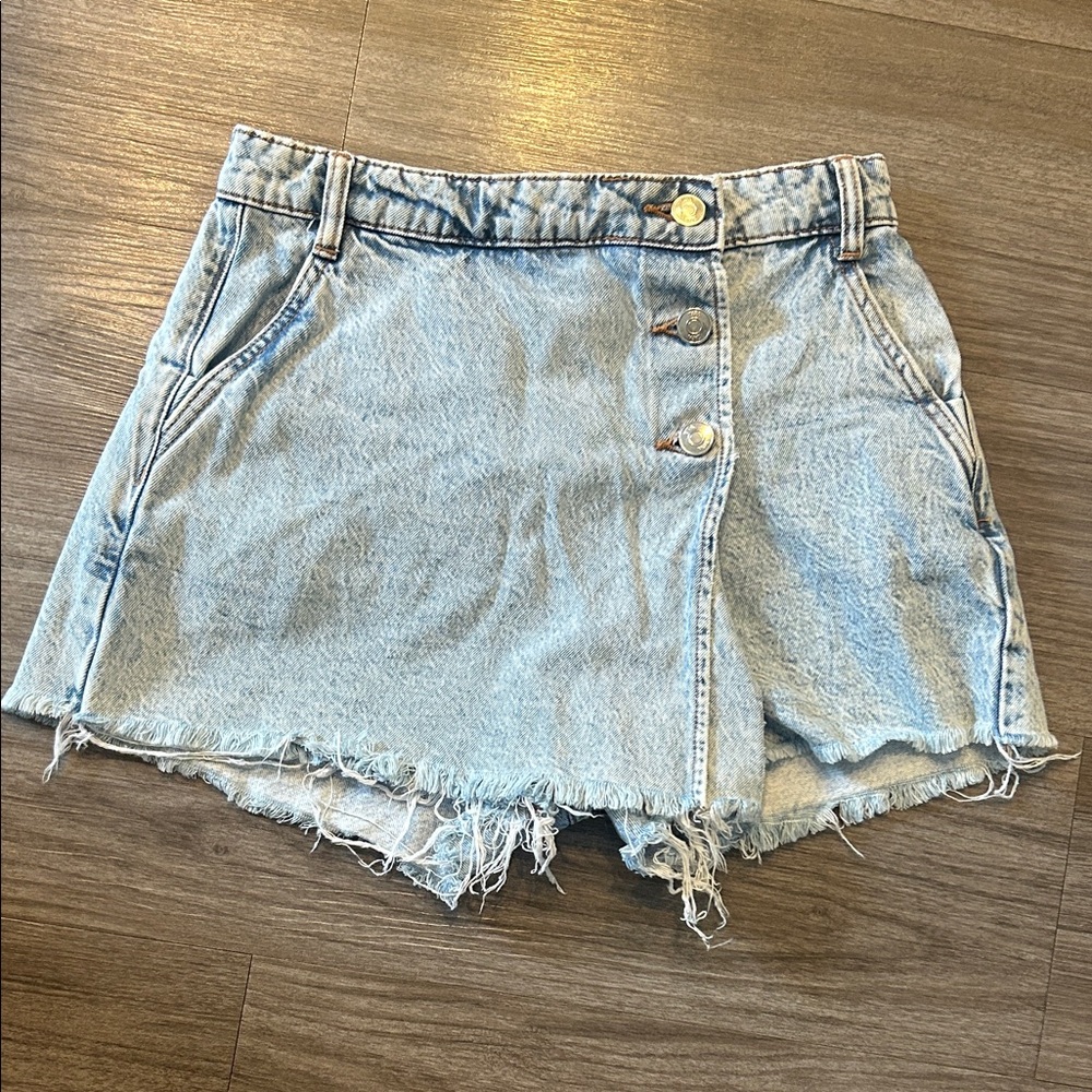 Zara Blue Denim Shorts with Frayed Hem